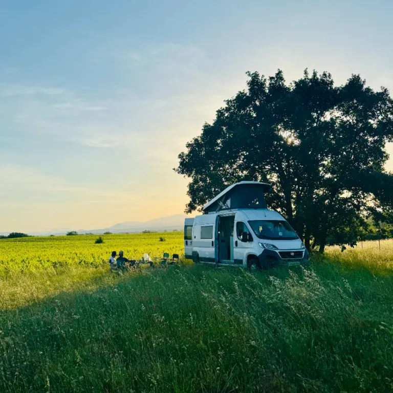 Interview de Gael Anquetil de Un Bon Spot : Vanlife et agrotourisme : une nouvelle façon de trouver le bon spot